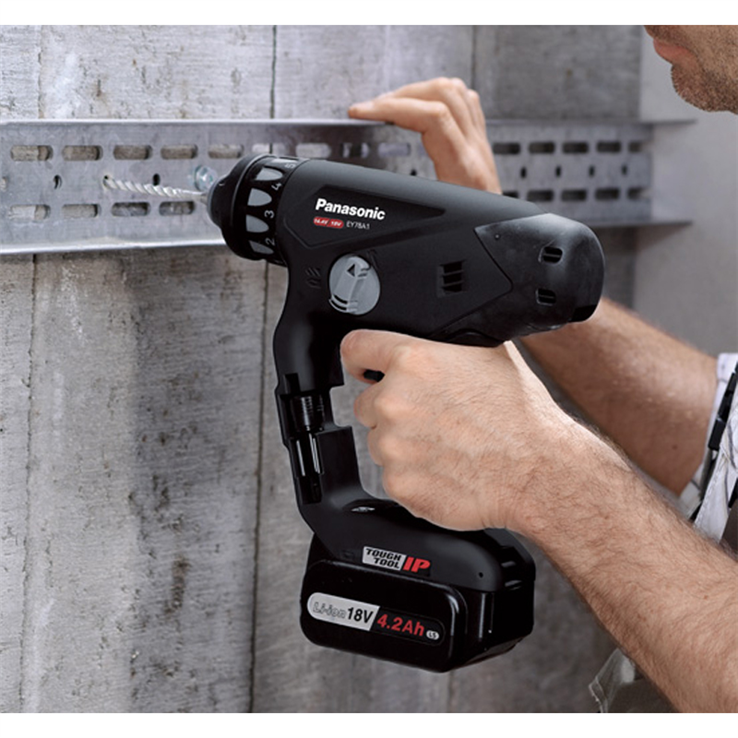 accu boorhamer panasonic sds-plus