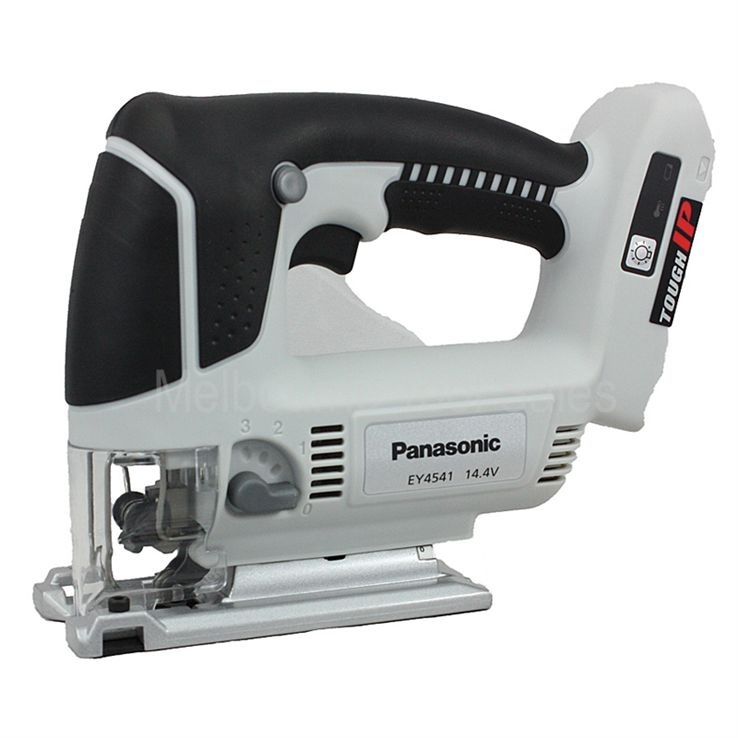 accu decoupeerzaagmachine panasonic