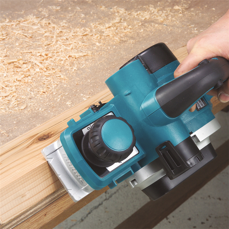 schaafmachine makita 82mm