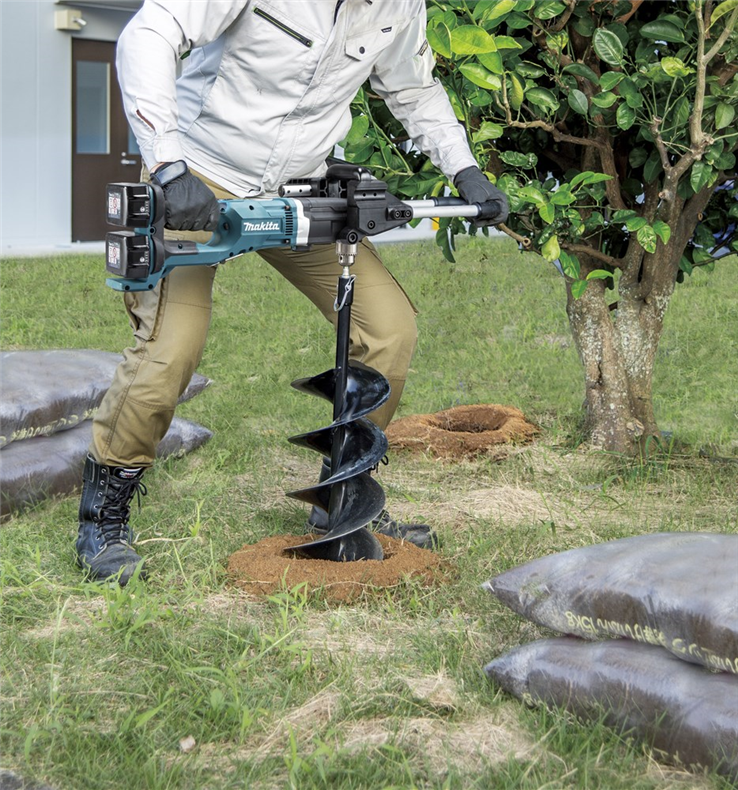 accu grondboormachine makita