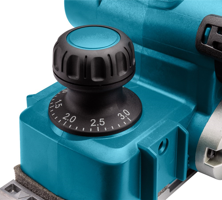 accu schaafmachine makita 82mm