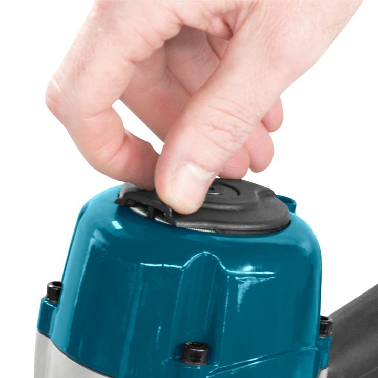 bradtacker makita 8bar