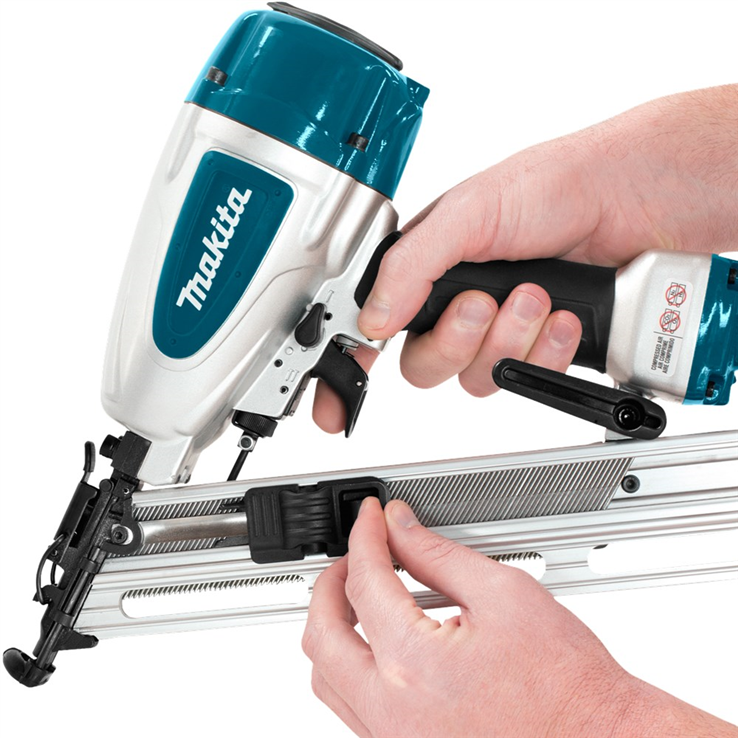 bradtacker makita 8bar