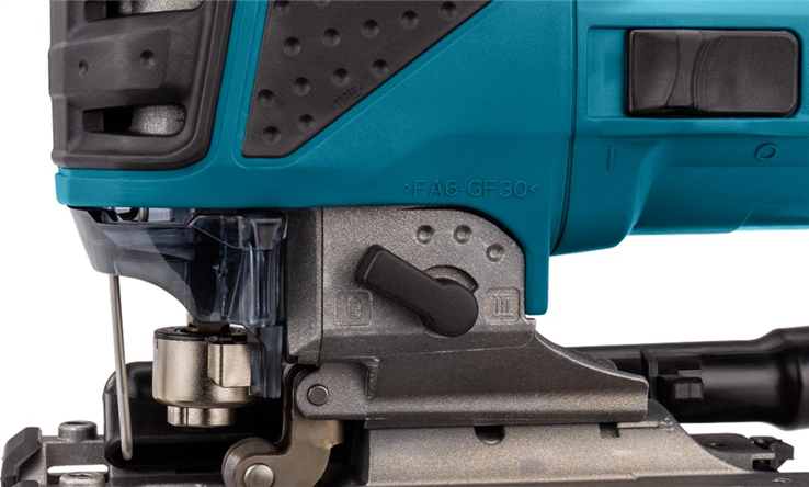 decoupeerzaagmachine knop makita