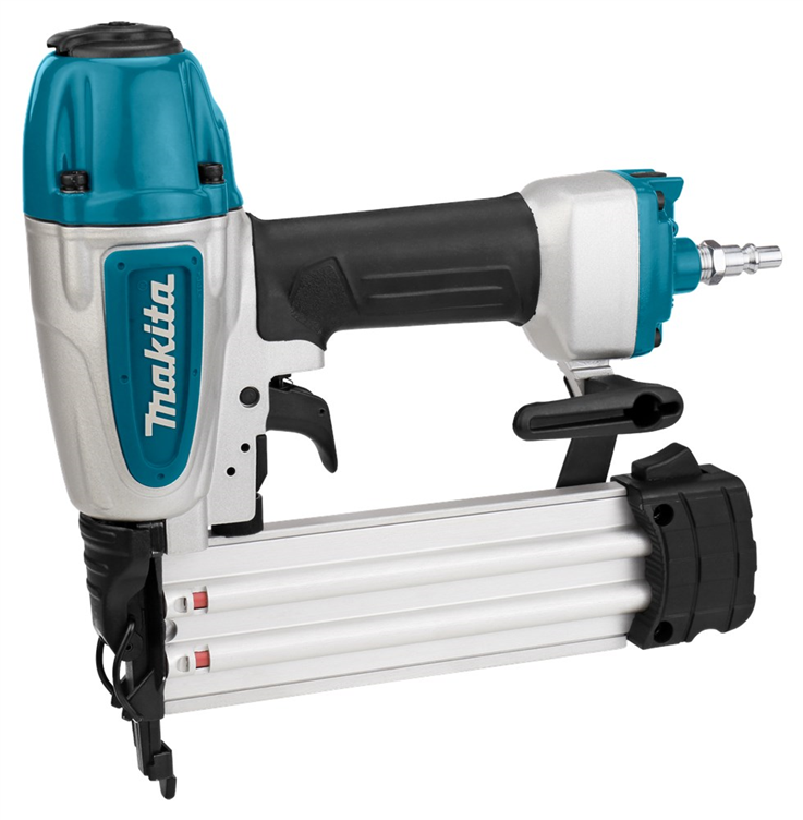 bradtacker makita 8bar