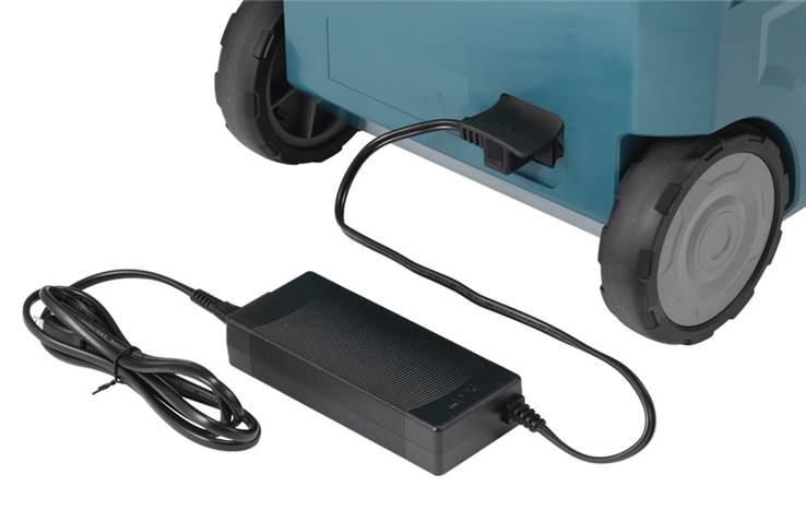 accu vries-/ koelbox makita