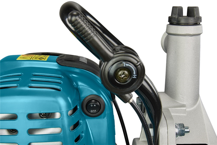 motor waterpomp 4-takt makita