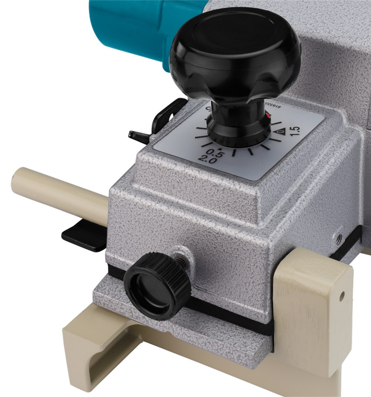 schaafmachine makita 82mm