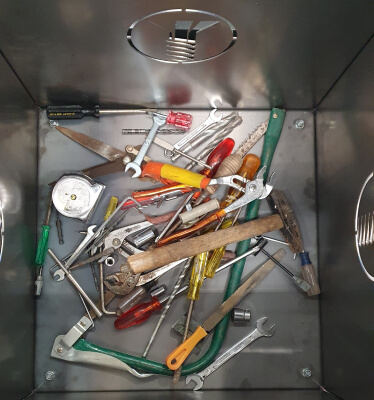 Inzamelen oud gereedschap