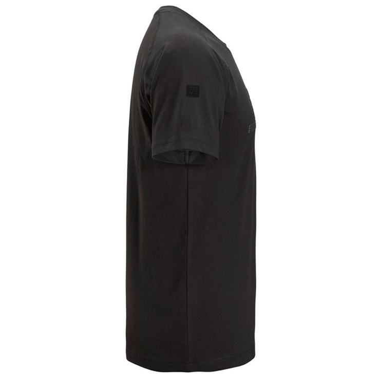 T-shirt logo snickers T-shirt logo snickers