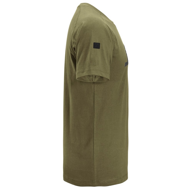 T-shirt logo snickers T-shirt logo snickers