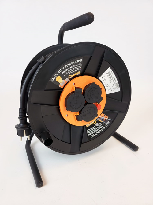Kabelhaspel Neopreen Blackmaster - 3X1.50MM2  50M  IP44 Kabelhaspel Neopreen Blackmaster - 3X1.50MM2  50M  IP44