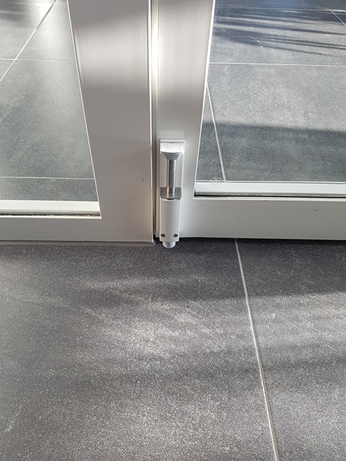 Deurvastzetter Zwart Dictator - STANDARD ZE- 60 SLAG T/M 60MM Deurvastzetter Zwart Dictator - STANDARD ZE- 60 SLAG T/M 60MM