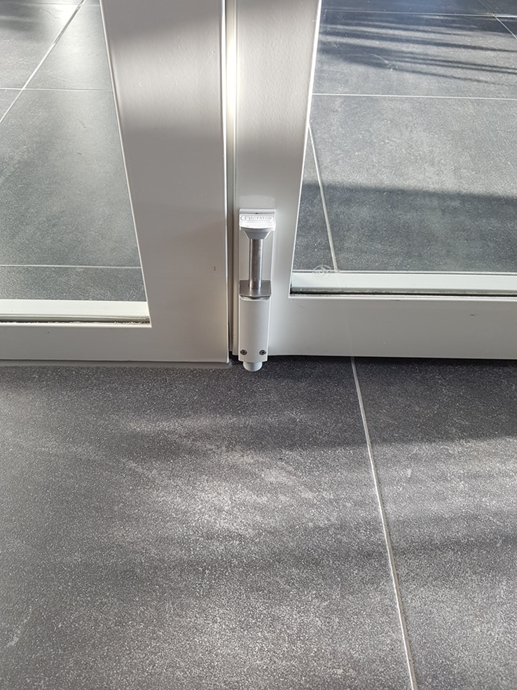 deurvastzetter zwart dictator deurvastzetter zwart dictator