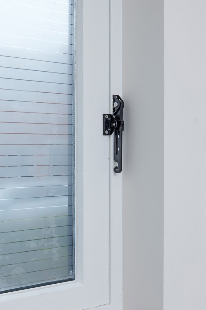 raamuitzetter zwart secumax-4