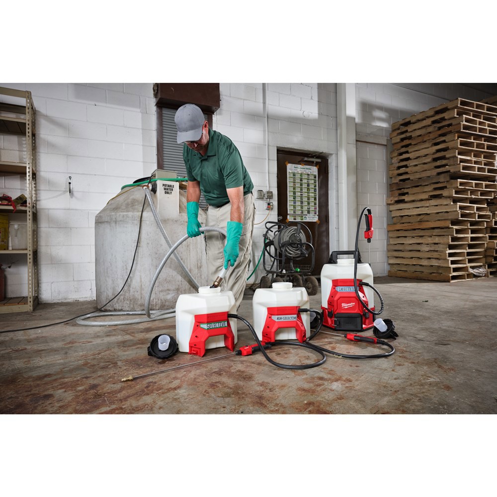 accu basis rugzak drukspuit milwaukee-7