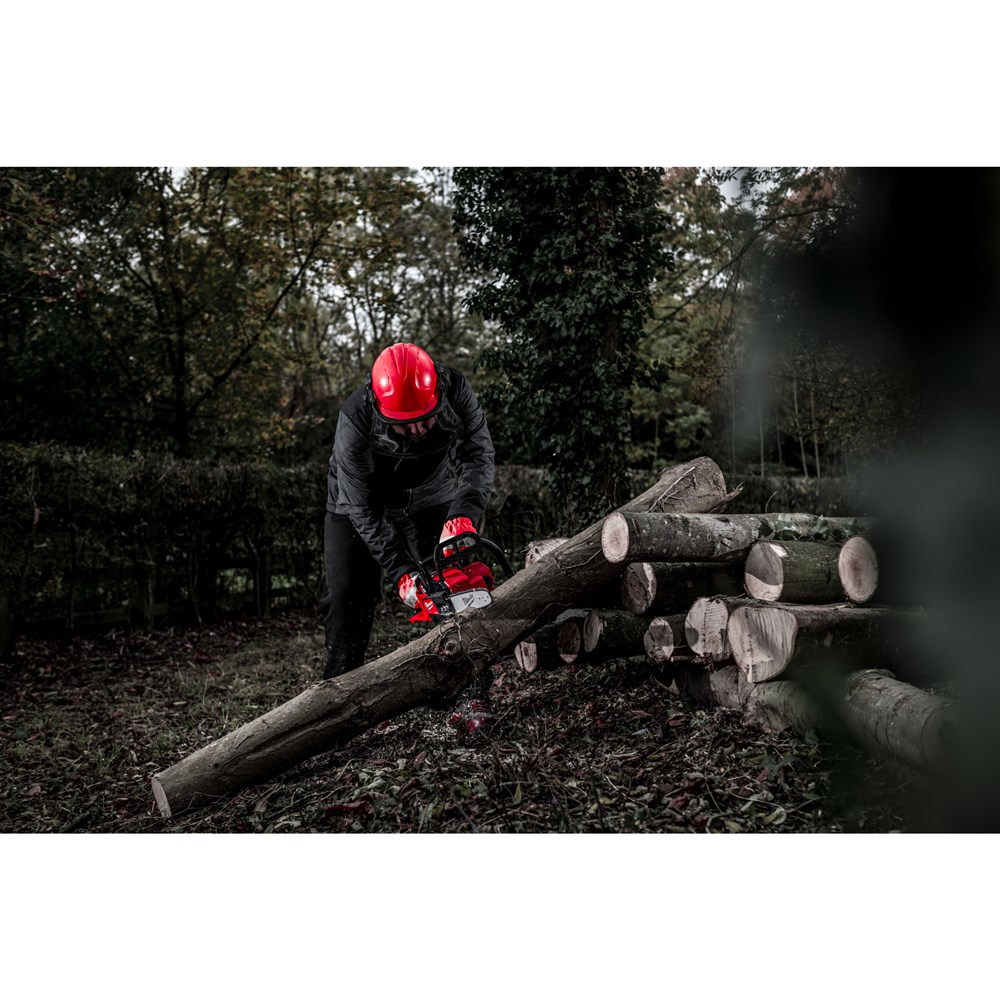 accu kettingzaagmachine milwaukee 300mm-16