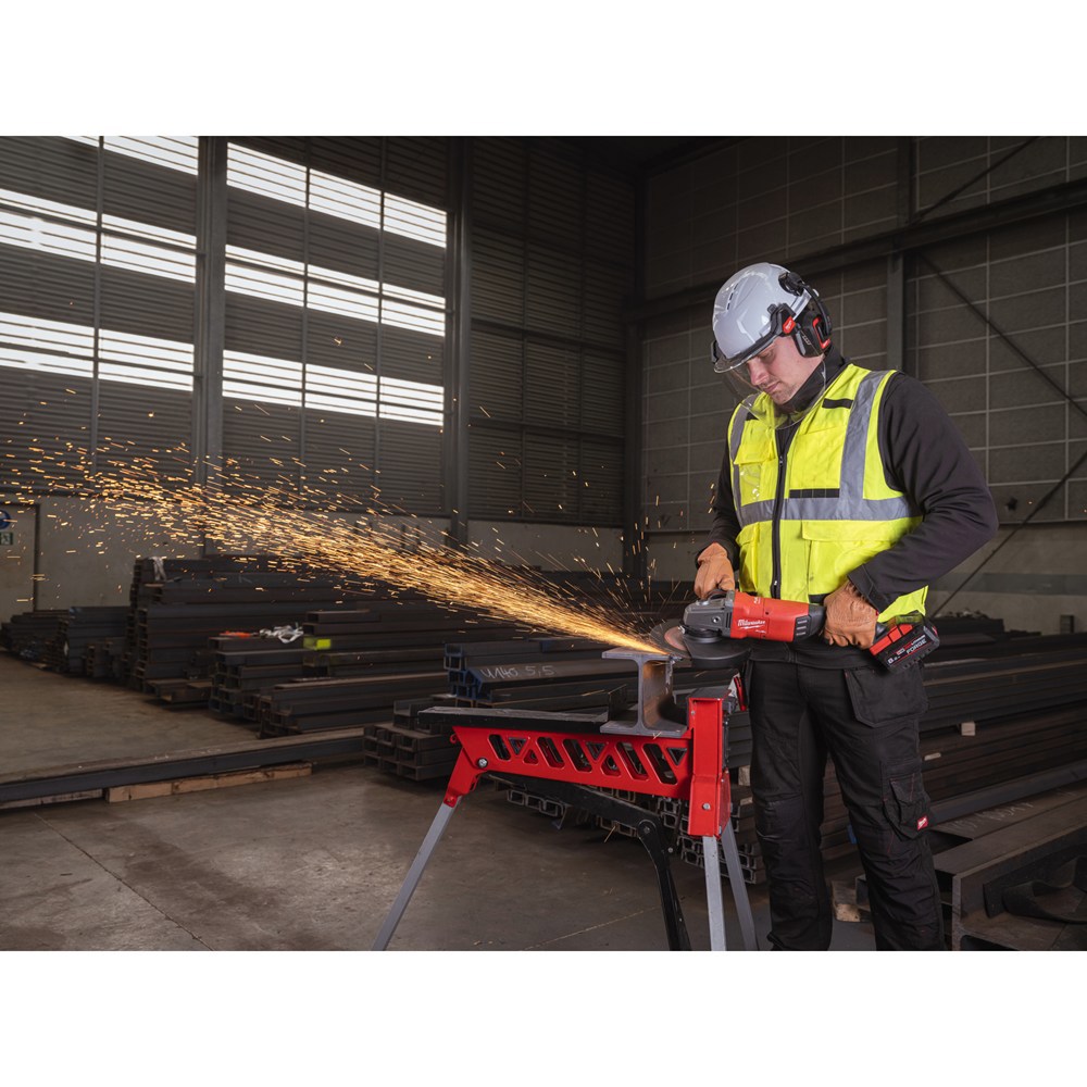 accu haakse slijper milwaukee 230mm-21