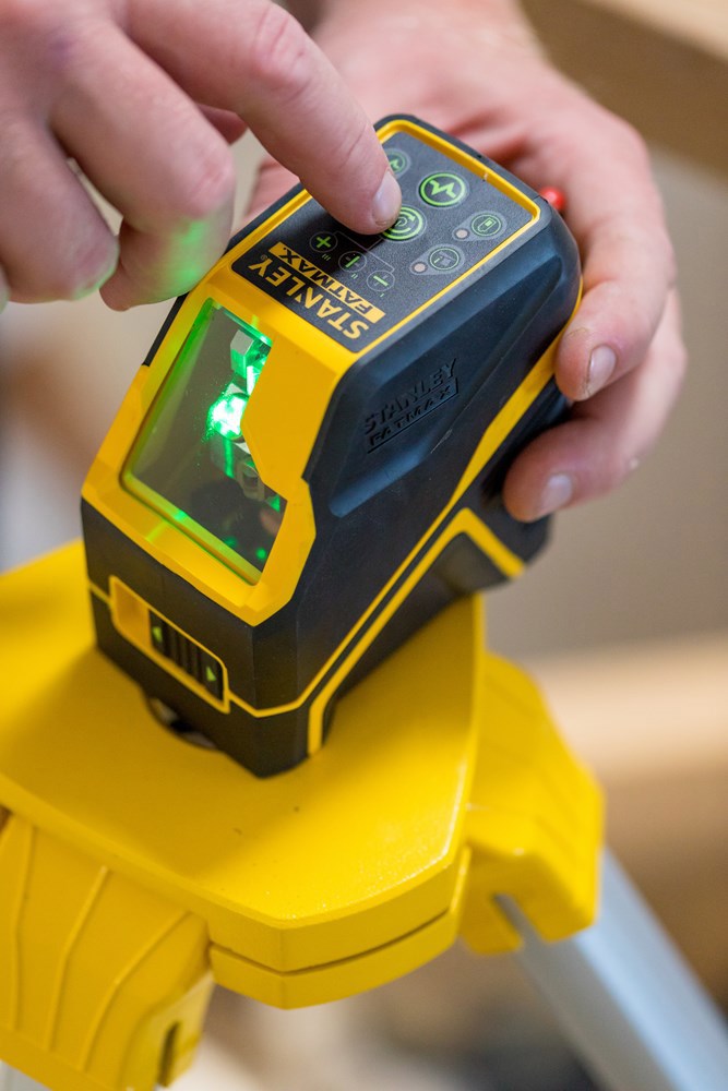 kruislijnlaser groen stanley-8