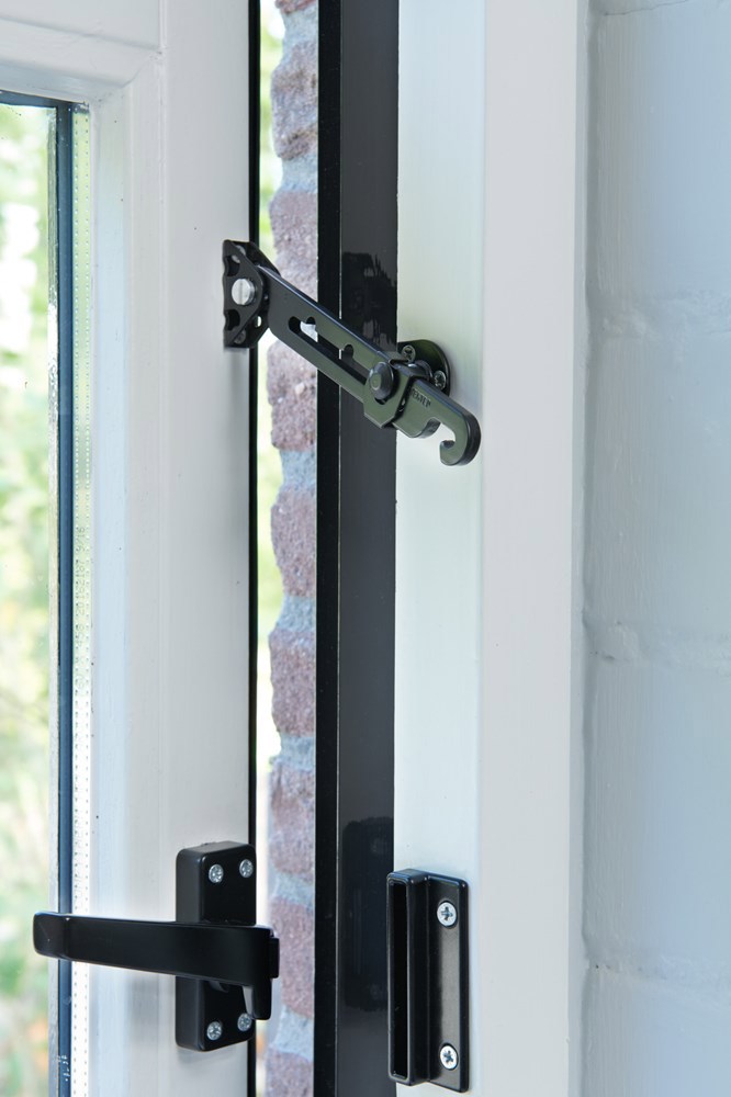 raamuitzetter zwart secumax-3