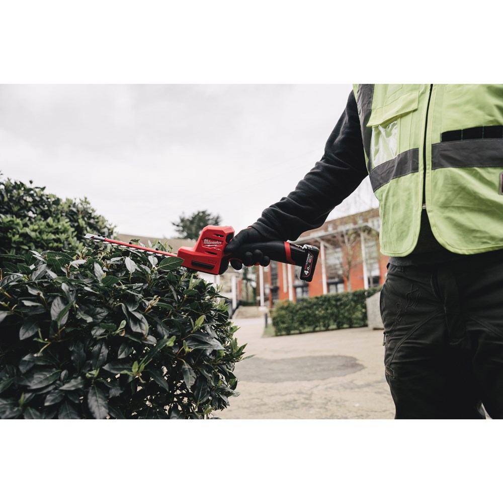 accu heggenschaar milwaukee 200mm-10