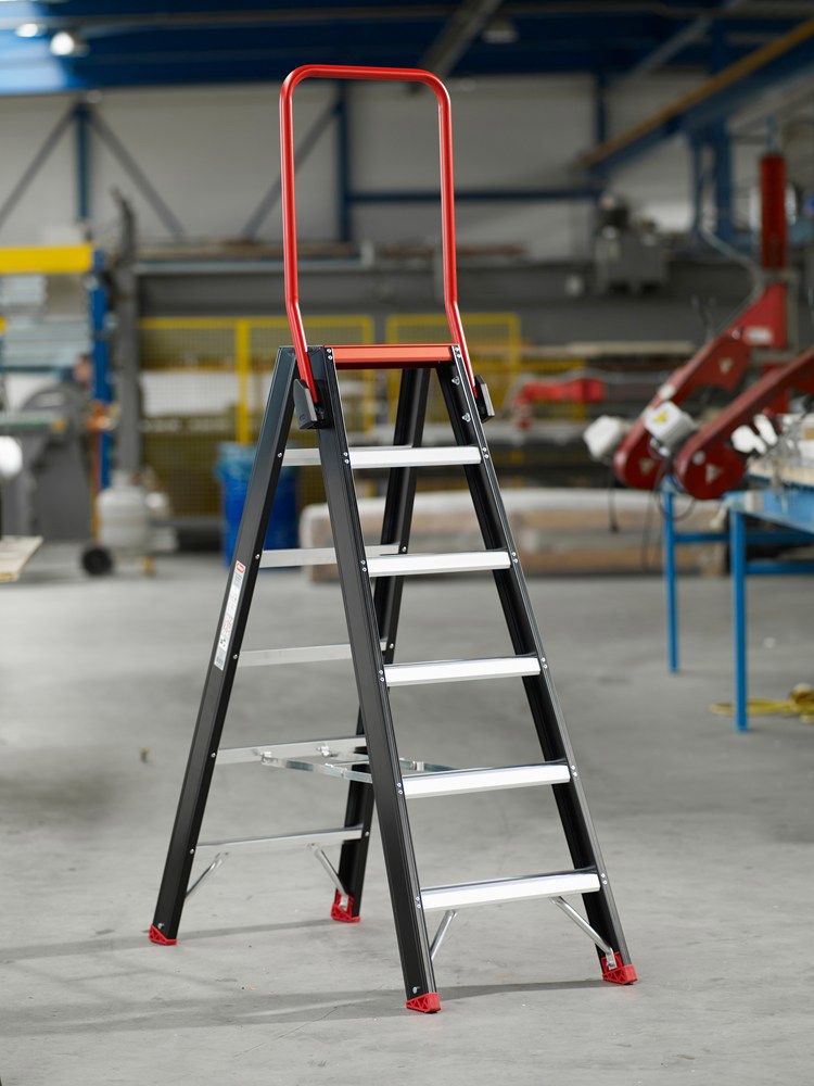 trapladder dubbel aluminium zwart altrex-12