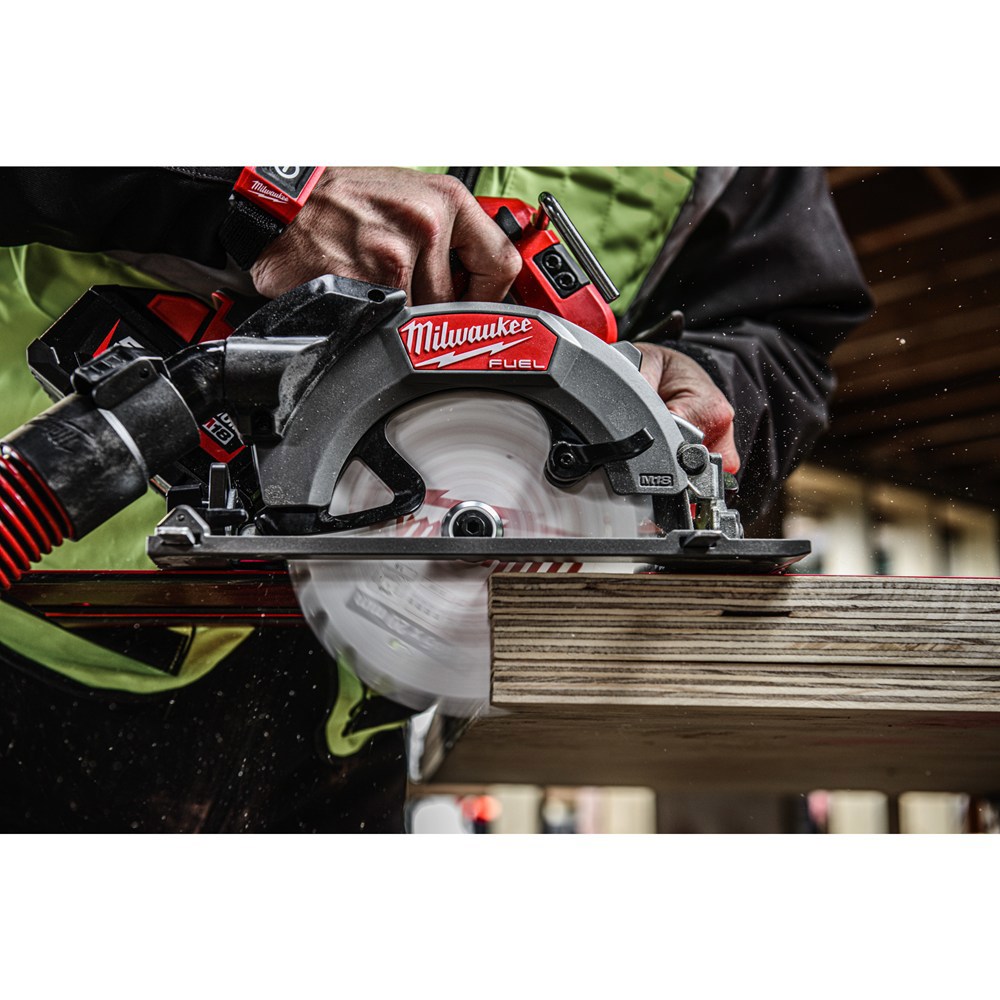 accu cirkelzaagmachine milwaukee 165mm-17