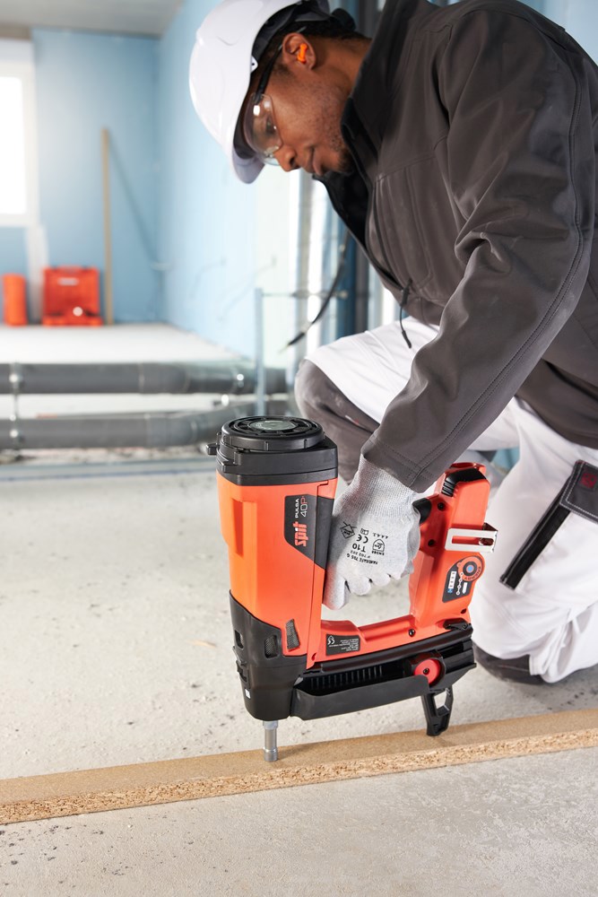 nagels op strip verzinkt spit-8