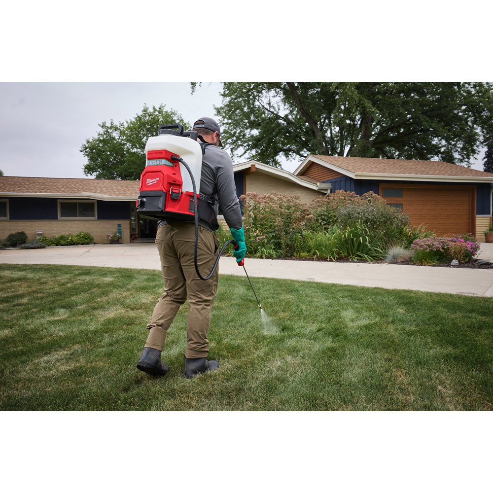 accu basis rugzak drukspuit milwaukee-14